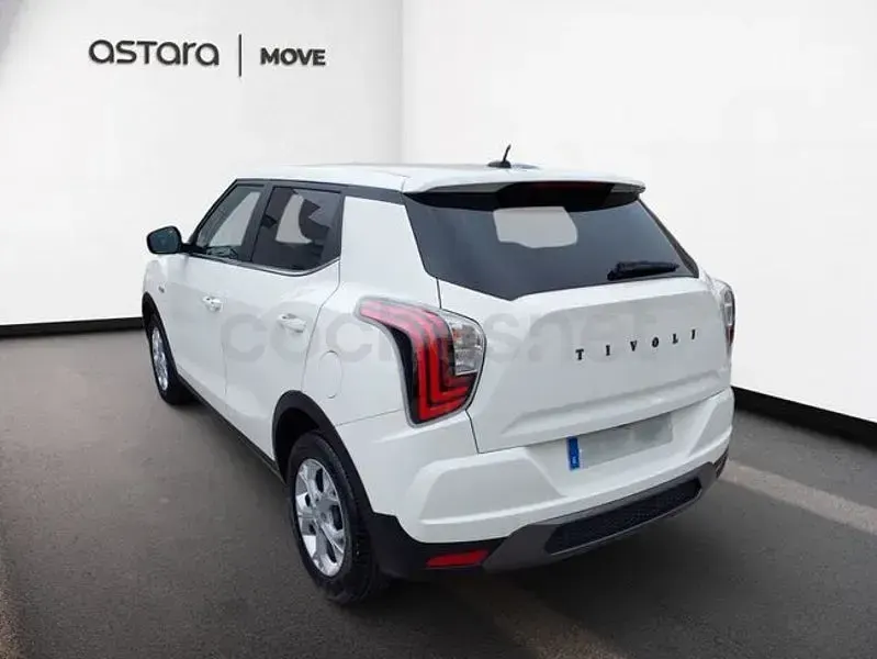 Usado KGM Tivoli 135 CV (99 kW) 2024 Blanco SUV