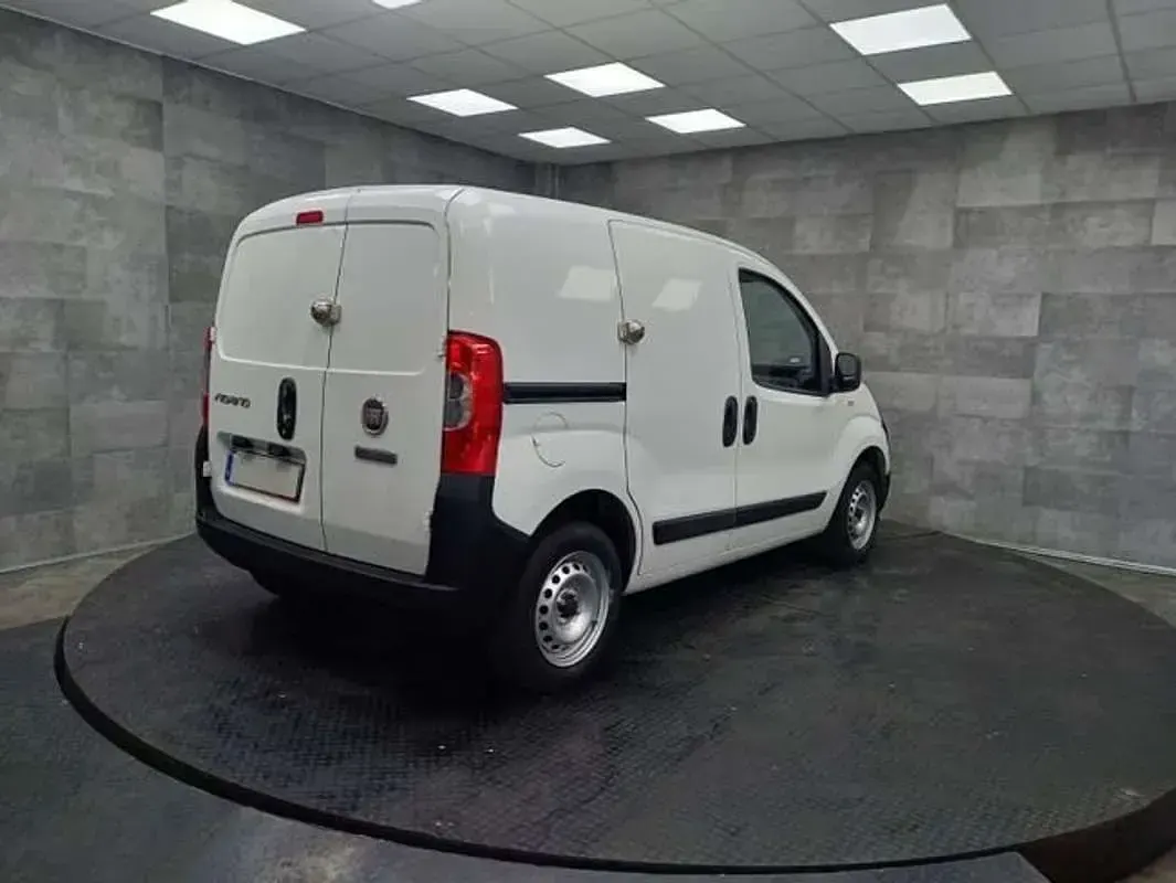 Usado Fiat Fiorino 80 CV (58 kW) 2019 Blanco Monovolumen
