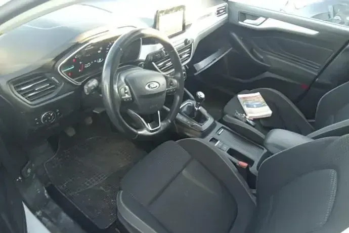 Usado Ford Focus Trend+ 120 CV (88 kW) 2018 Berlina