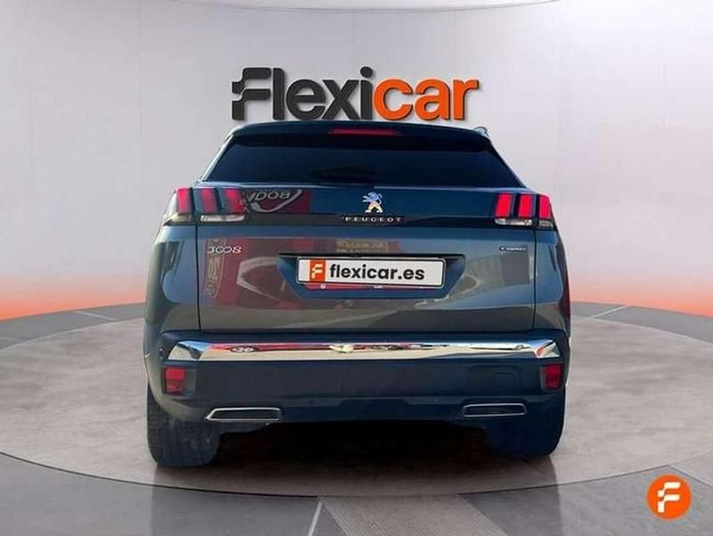 Usado Peugeot 3008 GT 179 CV (131 kW) 2019 Verde SUV