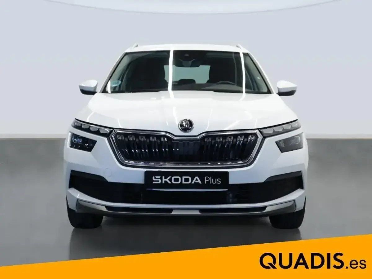 Usado Skoda Kamiq Style 150 CV (110 kW) 2022 Blanco SUV