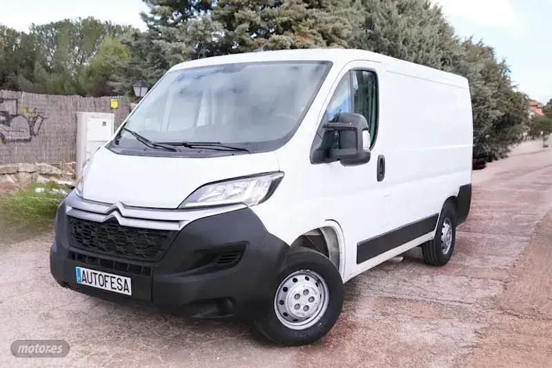 Blanco Usado 2023 Citroën Jumper Monovolumen | 18.750 € (Buen precio) - Imagen 1/4