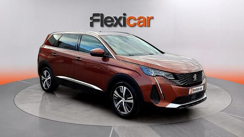 Używany Peugeot 5008 Allure 131 KM (96 kW) 2021 SUV