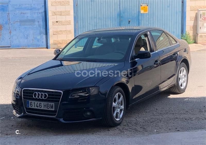 Azul Usado 2011 Audi A4 Berlina | 9000 € (Precio justo) - Imagen 1/2