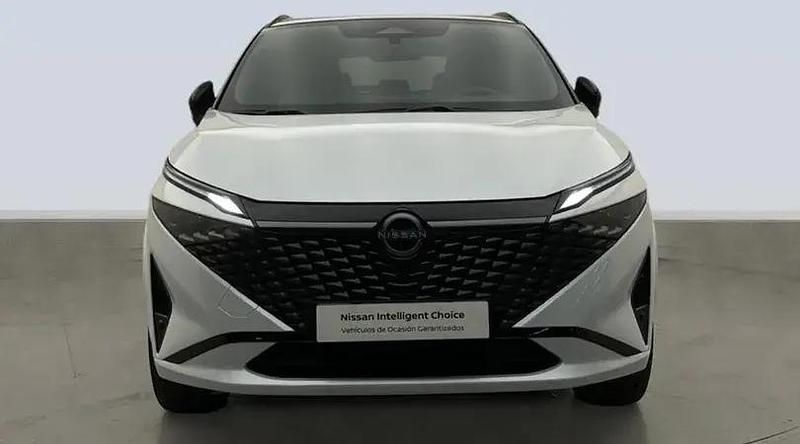 Usado Nissan Qashqai 140 CV (102 kW) 2025 Lunar white con techo midnight SUV