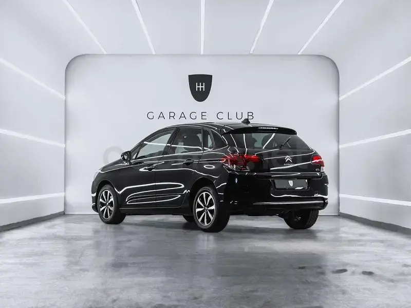 Usado Citroën C4 Live 99 CV (72 kW) 2018 Negro Berlina