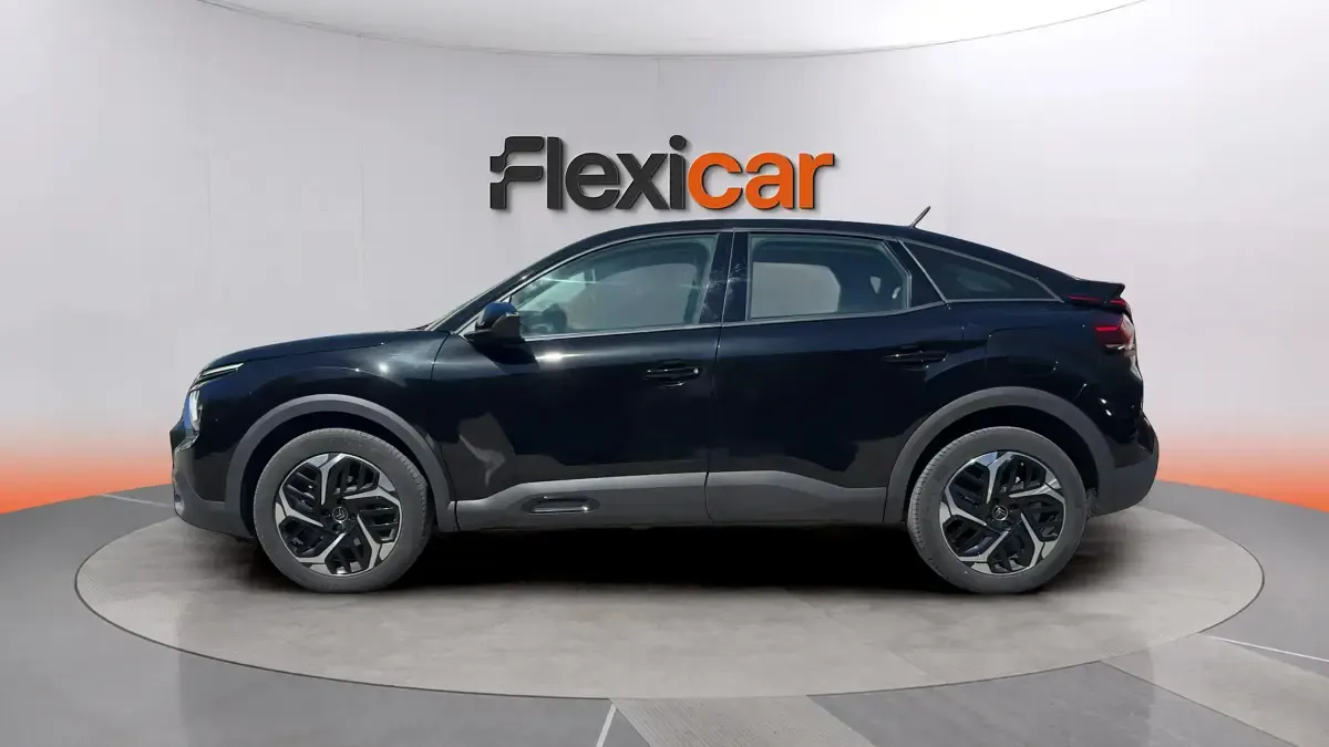 Usado Citroën C4 Feel 110 CV (80 kW) 2022 Negro Utilitario
