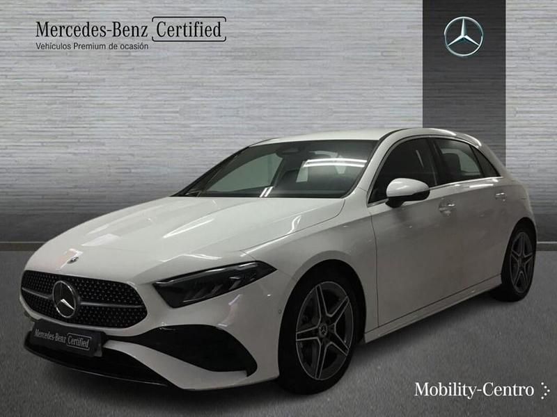 Blanco polar Usado 2024 Mercedes A180 AMG line | 33.500 € (Precio justo) - Imagen 1/4