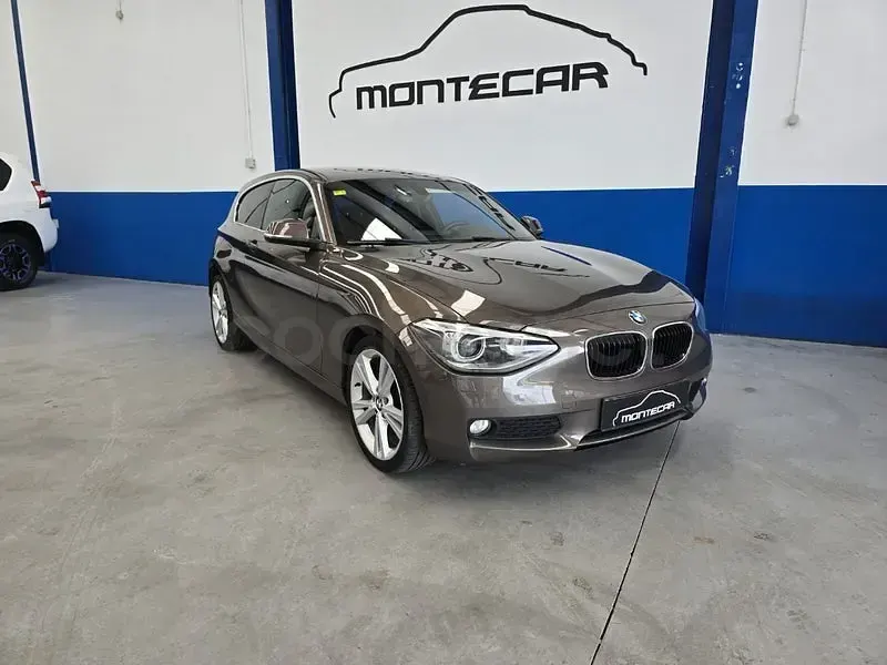 Usado BMW 125 218 CV (160 kW) 2012 Marrón Utilitario