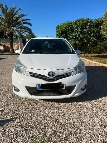 Brugt Toyota Yaris Active 69 HK (50 kW) 2013 Hvid Hatchback