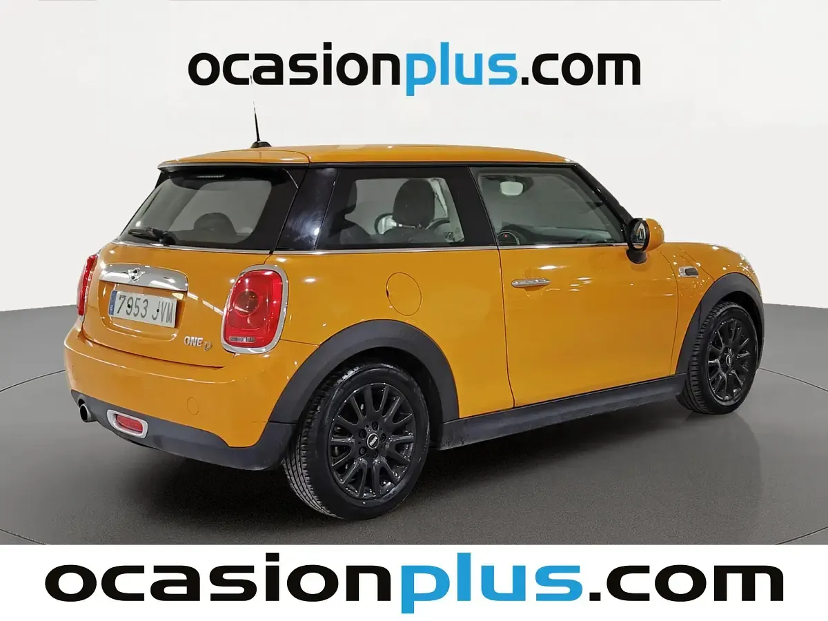 Usado Mini Cooper 95 CV (69 kW) 2016 Naranja Utilitario