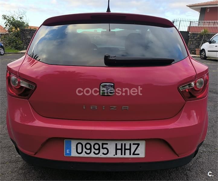 Usado Seat Ibiza SC Style 105 CV (77 kW) 2012 Rojo Utilitario