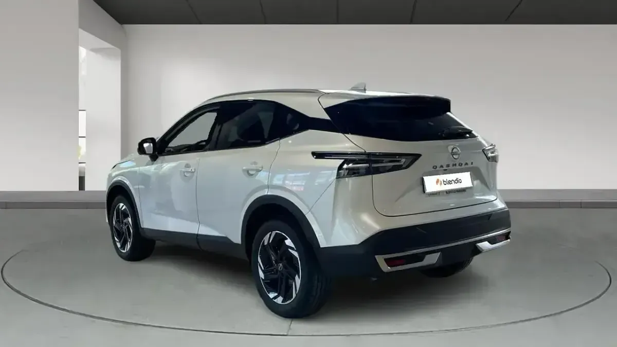 Ny Nissan Qashqai N-Connecta 140 HK (102 kW) 2025 Vit SUV
