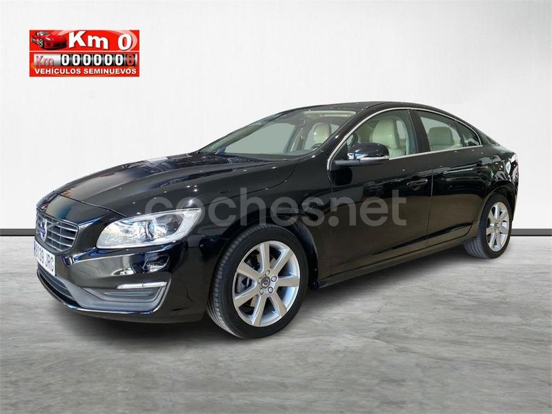 Negro Usado 2016 Volvo S60 Momentum Berlina | 16.900 € (Precio justo) - Imagen 1/4