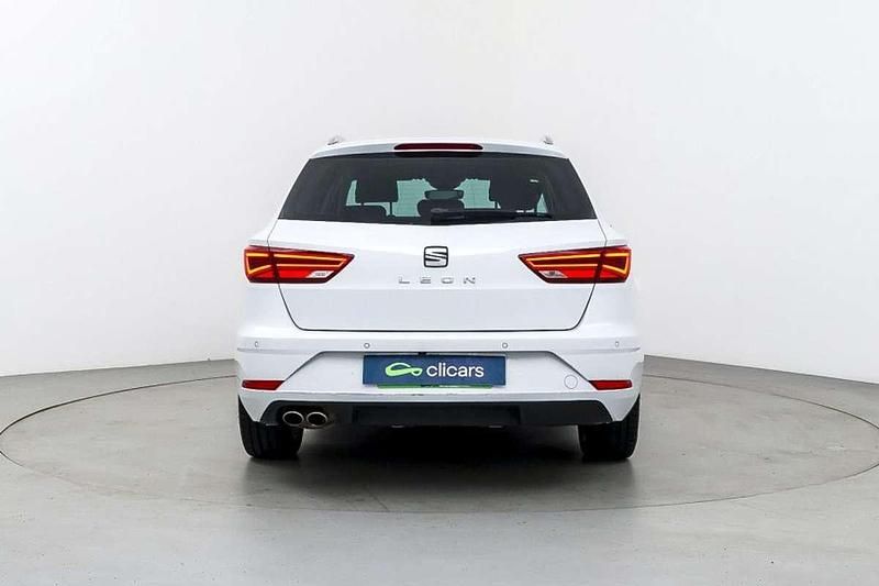 Usado Seat Leon ST XCELLENCE 150 CV (110 kW) 2018 Blanco Familiar