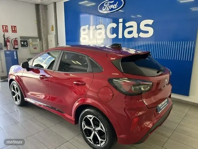 Usado Ford Puma ST-Line X 125 CV (91 kW) 2025 Rojo SUV
