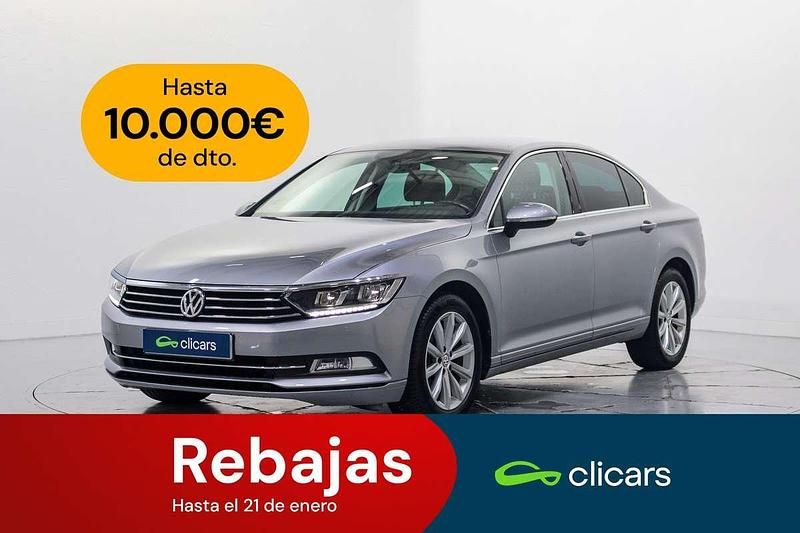 Plateado Usado 2018 VW Passat Exclusive Berlina | 16.190 € (Buen precio) - Imagen 1/4