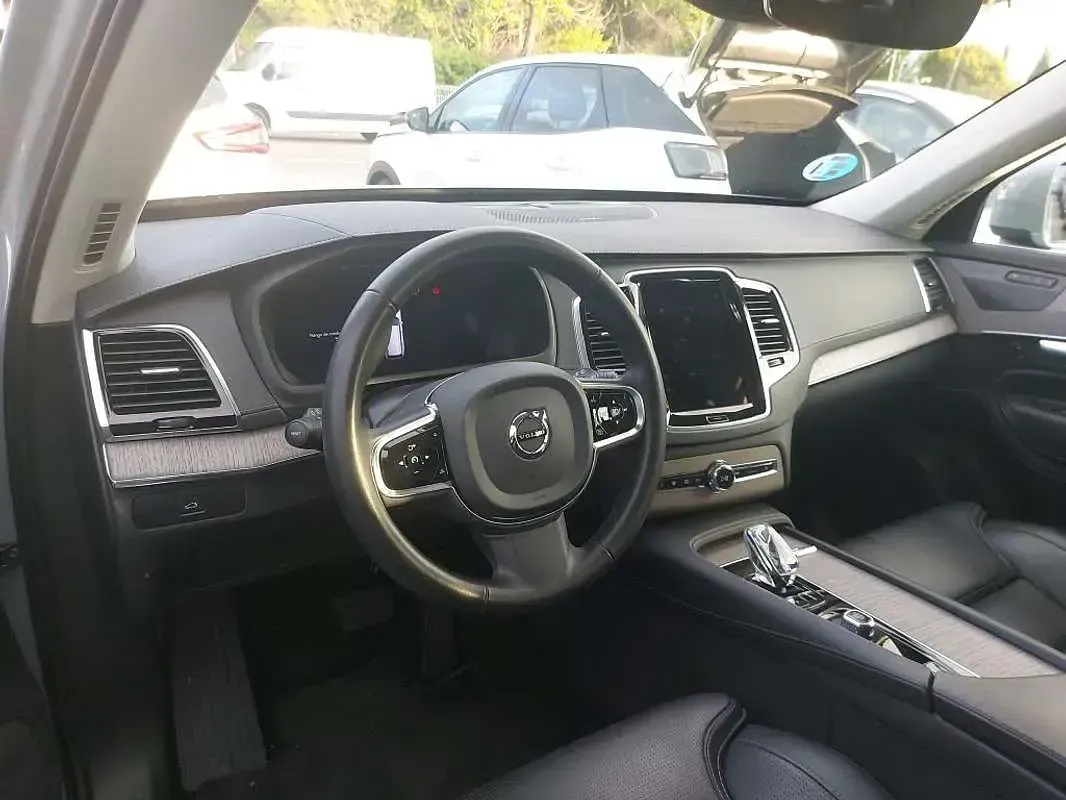 Usado Volvo XC90 Plus 235 CV (172 kW) 2024 Gris SUV