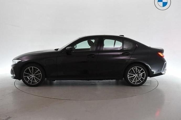 Nuevo BMW 330e Comfort Edition 292 CV (214 kW) 2025 Berlina