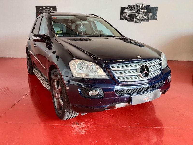 Azul Usado 2006 Mercedes ML320 SUV | 11.990 € (Precio justo) - Imagen 1/4