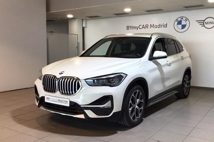 Blanco Usado 2021 BMW X1 Executive SUV | 27.900 € (Precio justo) - Imagen 1/4