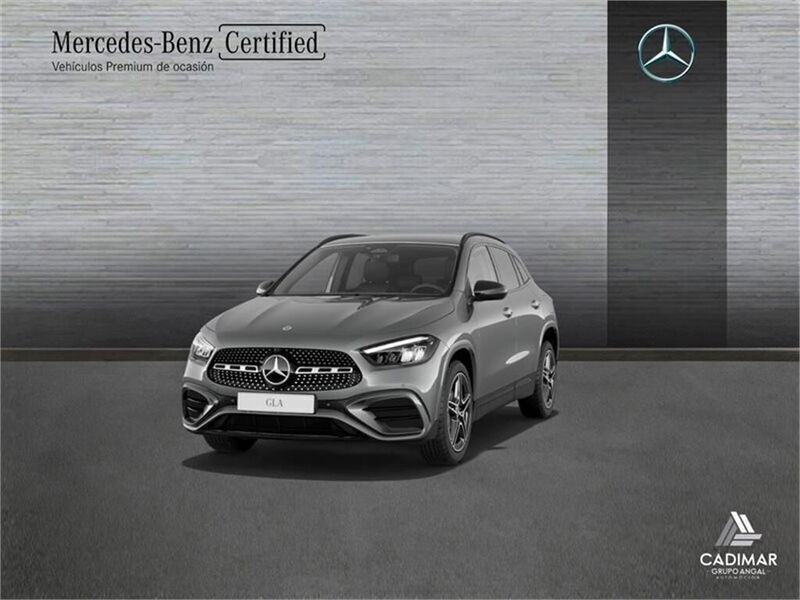 Gris montaña Usado 2024 Mercedes GLA200 AMG line SUV | 41.900 € (Precio justo) - Imagen 1/4