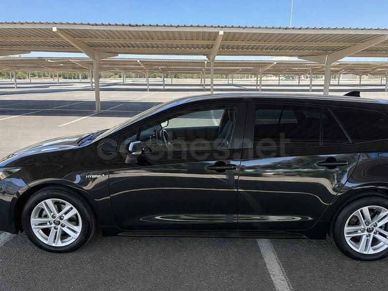 Usado Toyota Corolla Active 122 CV (89 kW) 2021 Negro Familiar