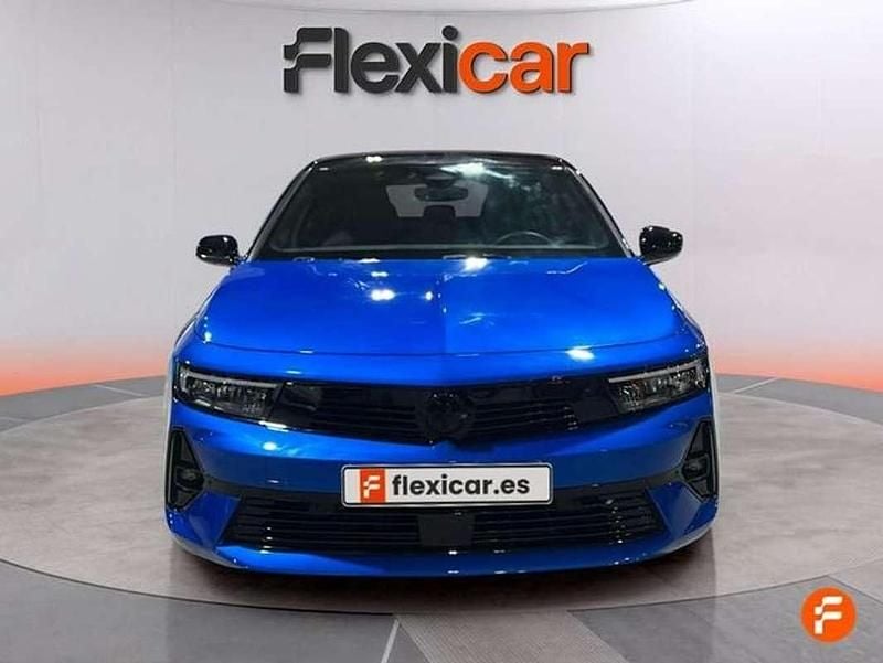Usado Opel Astra 131 HP (96 kW) 2024 Azul Citadino