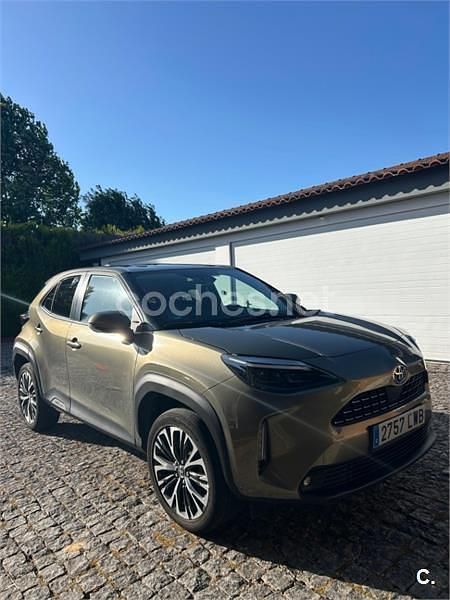 Gris / plata Usado 2022 Toyota Yaris Cross Style SUV | 22.000 € (Precio justo) - Imagen 1/4