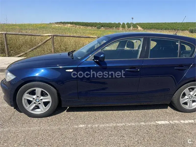 Usado BMW 116 Comfort Edition 115 CV (84 kW) 2011 Azul Utilitario