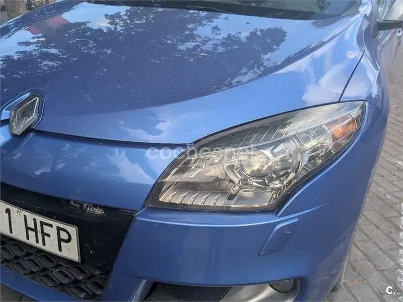 Usado Renault Mégane Dynamique 130 CV (95 kW) 2011 Azul Berlina