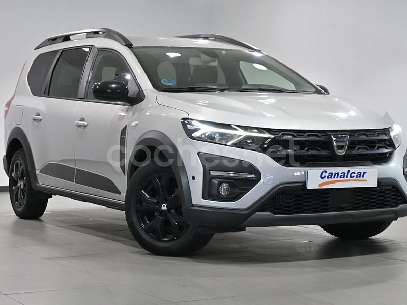 Usado Dacia Jogger Extreme 100 CV (73 kW) 2022 Gris Monovolumen