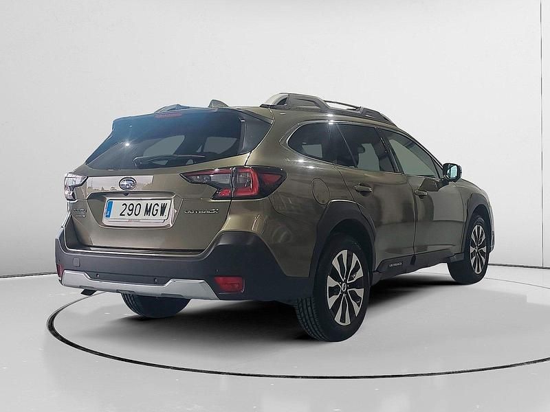 Usado Subaru Outback 171 CV (125 kW) 2023 Verde Familiar