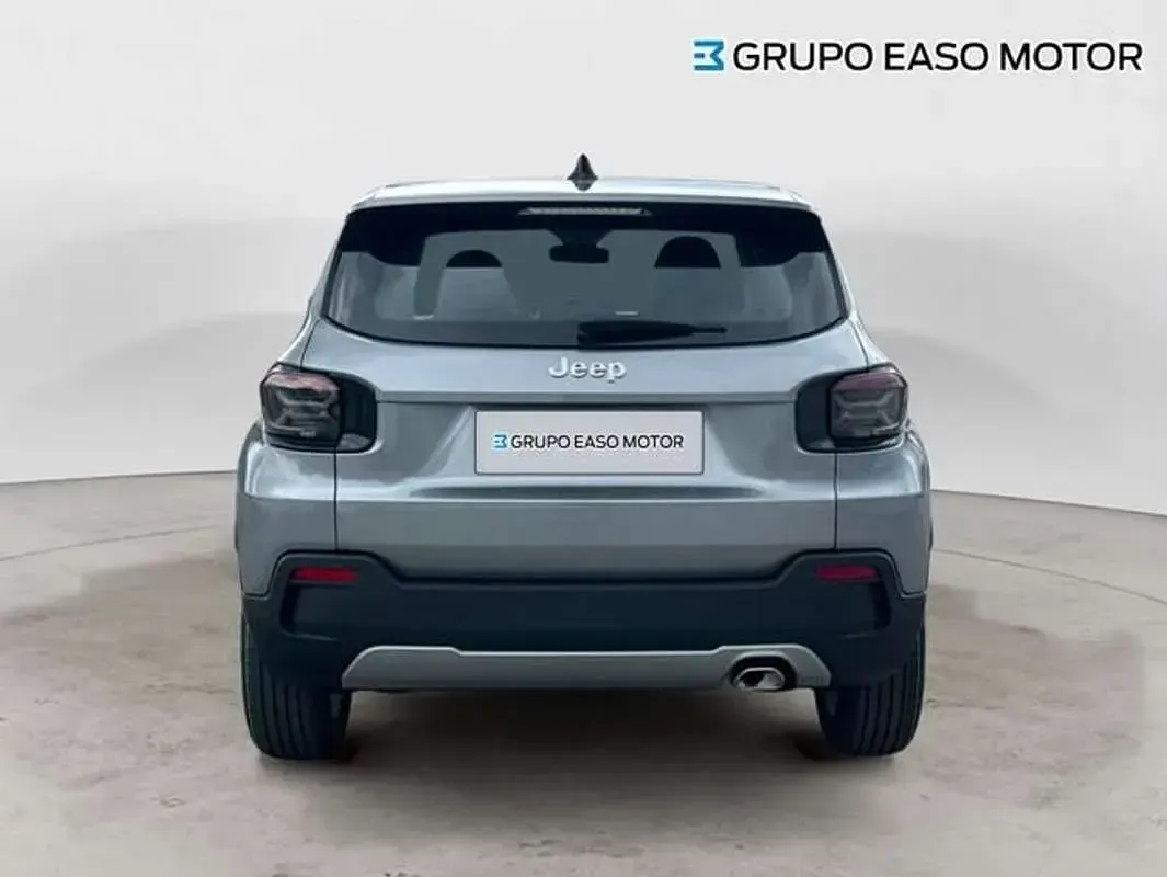 Nuevo Jeep Avenger Altitude 110 CV (80 kW) 2026 Gris SUV