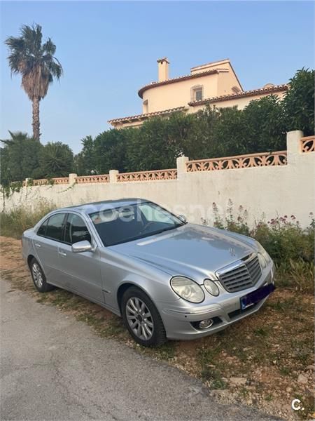 Gris / plata Usado 2008 Mercedes E220 Elegance Berlina | 6300 € (Buen precio) - Imagen 1/1