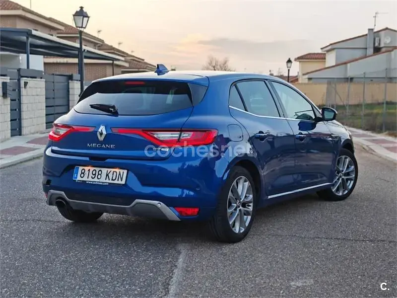 Usado Renault Mégane GT Line GT-Line 130 CV (95 kW) 2017 Azul Berlina