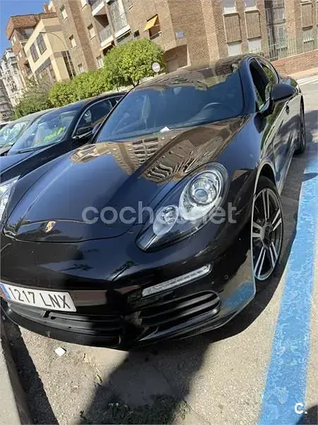 Usado Porsche Panamera 250 CV (183 kW) 2013 Negro Utilitario