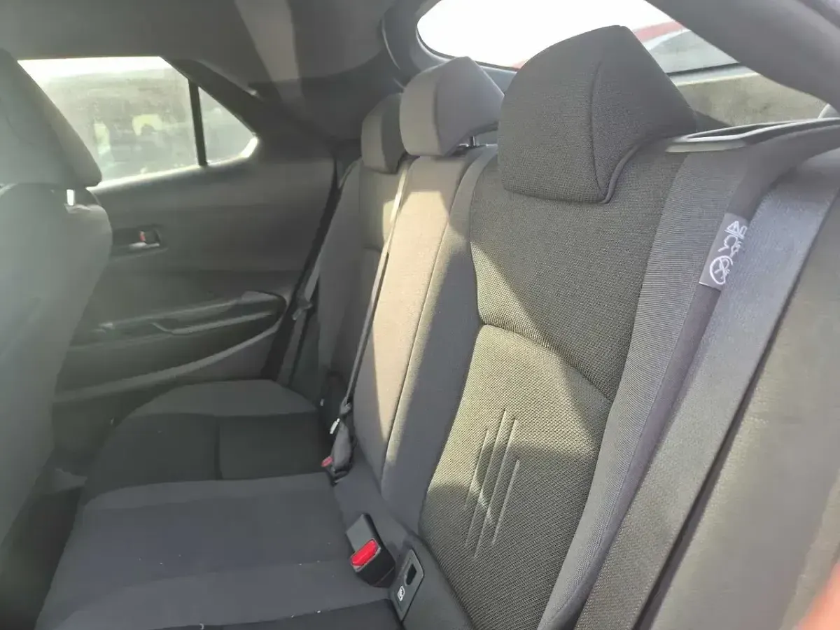 Usado Toyota C-HR Advance 140 CV (102 kW) 2025 Blanco SUV