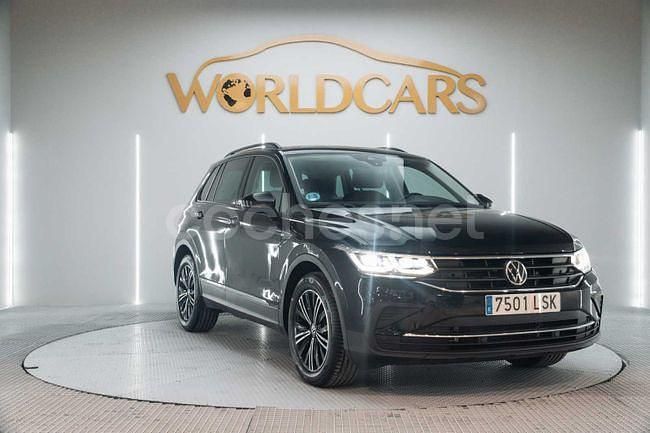 Usado VW Tiguan Life 150 CV (110 kW) 2021 Negro SUV