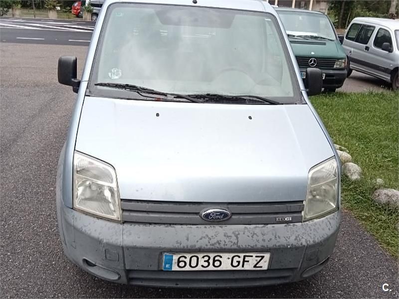 Amarillo Usado 2013 Ford Tourneo Connect Trend Monovolumen | 7500 € (Buen precio) - Imagen 1/4
