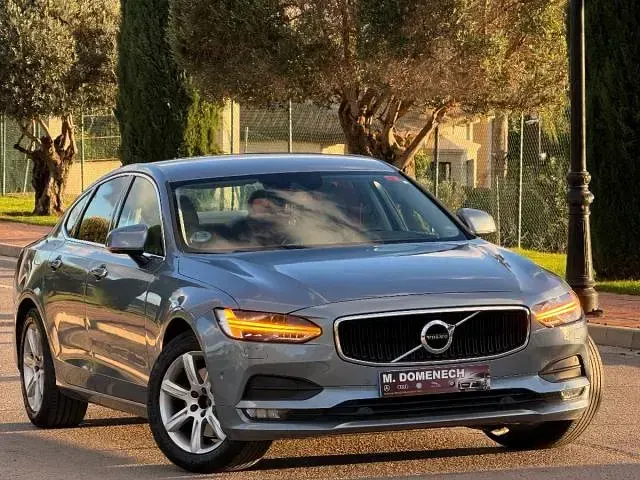 Usado Volvo S90 Business Edition 150 CV (110 kW) 2017 Blanco Berlina