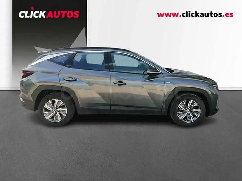 Usado Hyundai Tucson 150 CV (110 kW) 2024 Gris / plata SUV