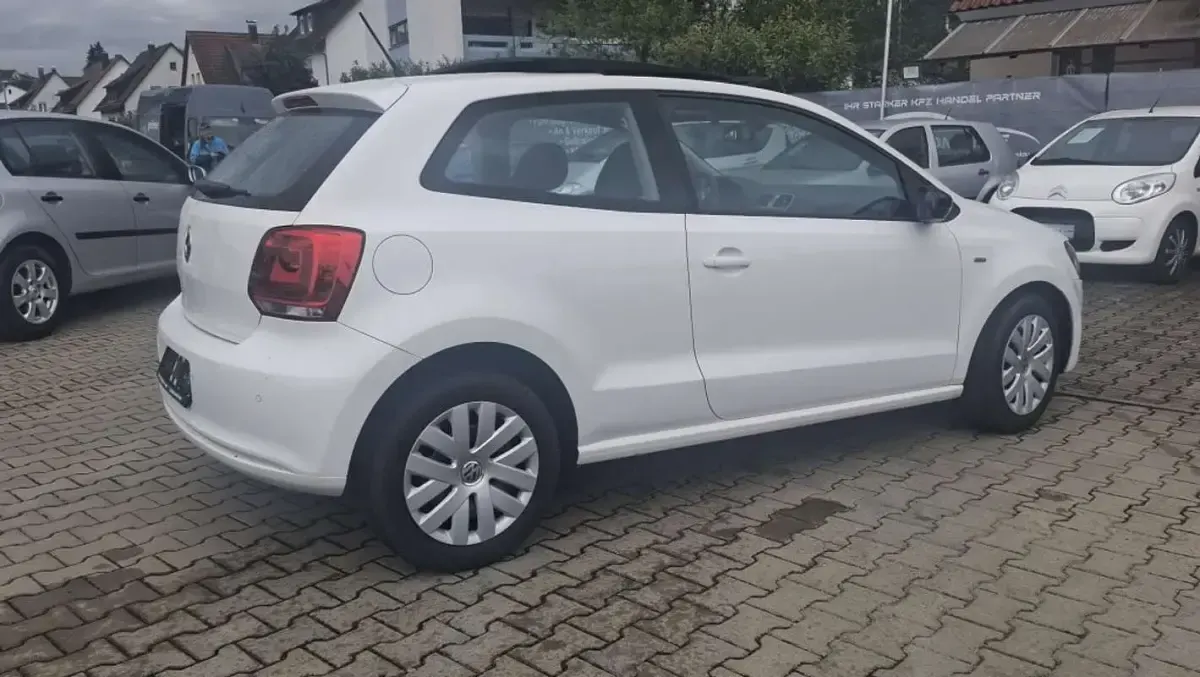 Używany VW Polo 90 KM (66 kW) 2017 Biały Hatchback