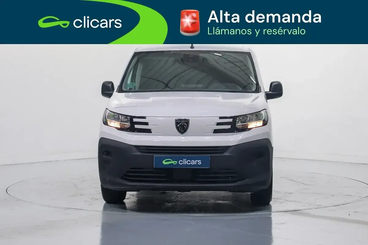 Usado Peugeot Partner S 100 CV (73 kW) 2024 Blanco Monovolumen