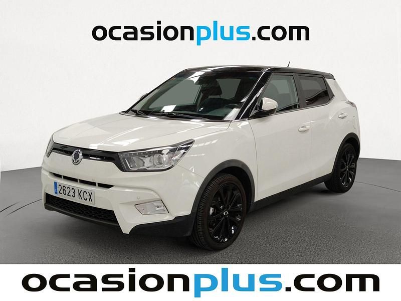 Blanco Usado 2017 Ssangyong (KGM) Tivoli Limited SUV | 13.590 € - Imagen 1/4