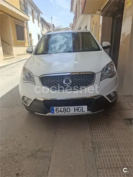 Usado SsangYong Korando Premium Plus 175 CV (128 kW) 2011 Blanco SUV