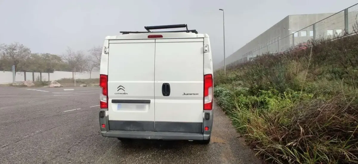 Usado Citroën Jumper 131 CV (96 kW) 2015 Blanco Monovolumen