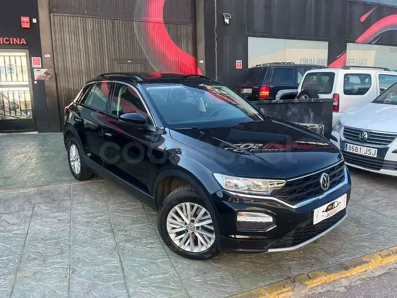 Usado VW T-Roc Advance 150 CV (110 kW) 2018 Negro SUV