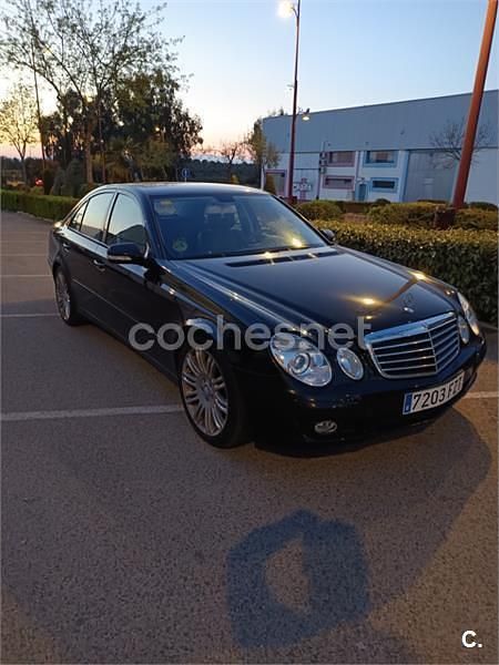 Usado Mercedes E220 Avantgarde 170 CV (125 kW) 2008 Negro Berlina