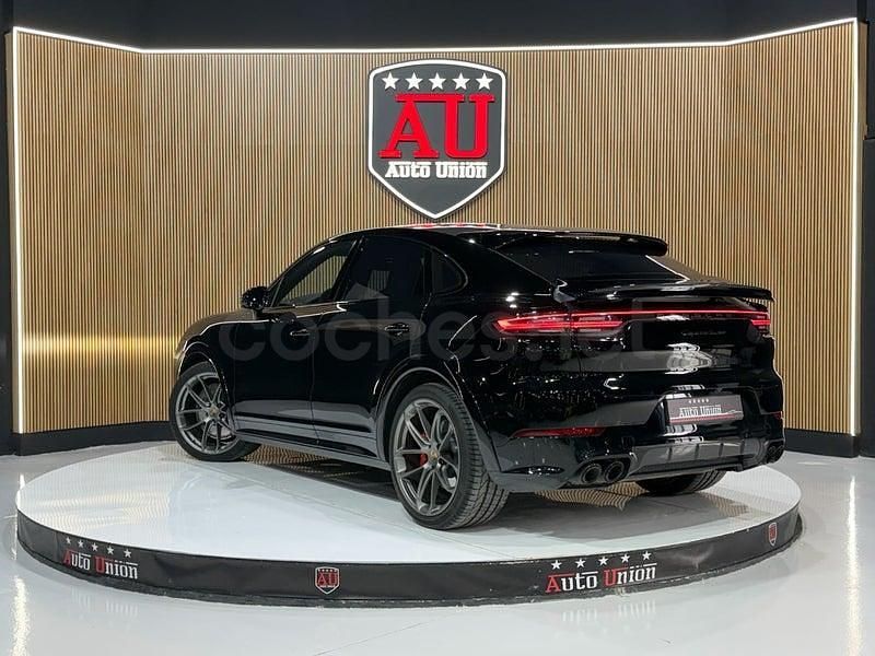 Usado Porsche Cayenne Turbo 550 CV (404 kW) 2019 Negro SUV